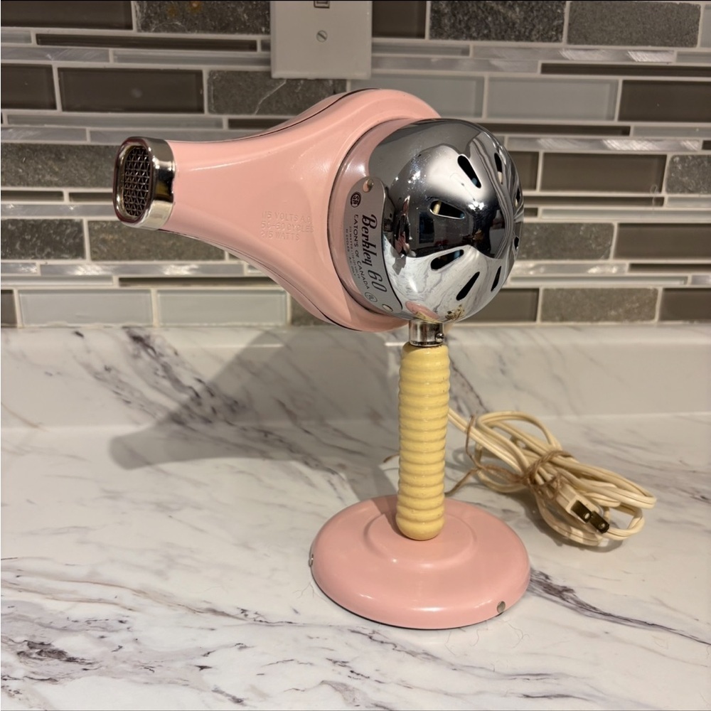 Vintage Hair Dryer Eaton’s of Canada Berkley 60 pink blow dryer with Stand